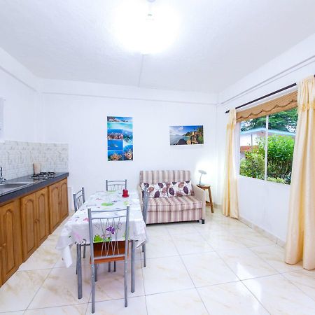 Chez Julie Villa Anse Boileau Eksteriør billede